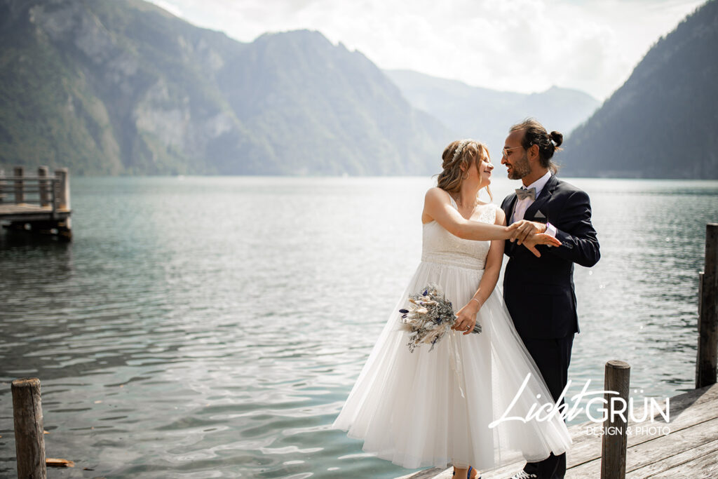 Hochzeitsfotografie Traunsee Gmunden - by Lichtgrün - Design & Photo, Linda Mayr - Mondsee