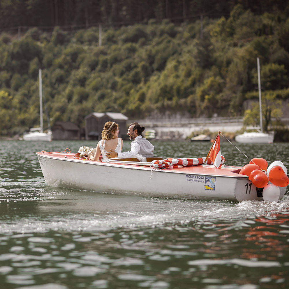 Hochzeitsfotografie Traunsee Gmunden - by Lichtgrün - Design & Photo, Linda Mayr - Mondsee